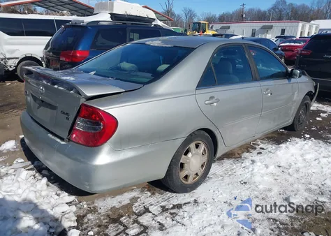 2002 Toyota Camry Se z USA, uszkodzony, nr VIN JTDBE32K020052161